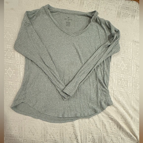 American Eagle Soft & Sexy Ribbed Long Sleeve Top – Size XL - Picture 3 of 3